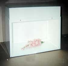 Photo of steel light
booth.
